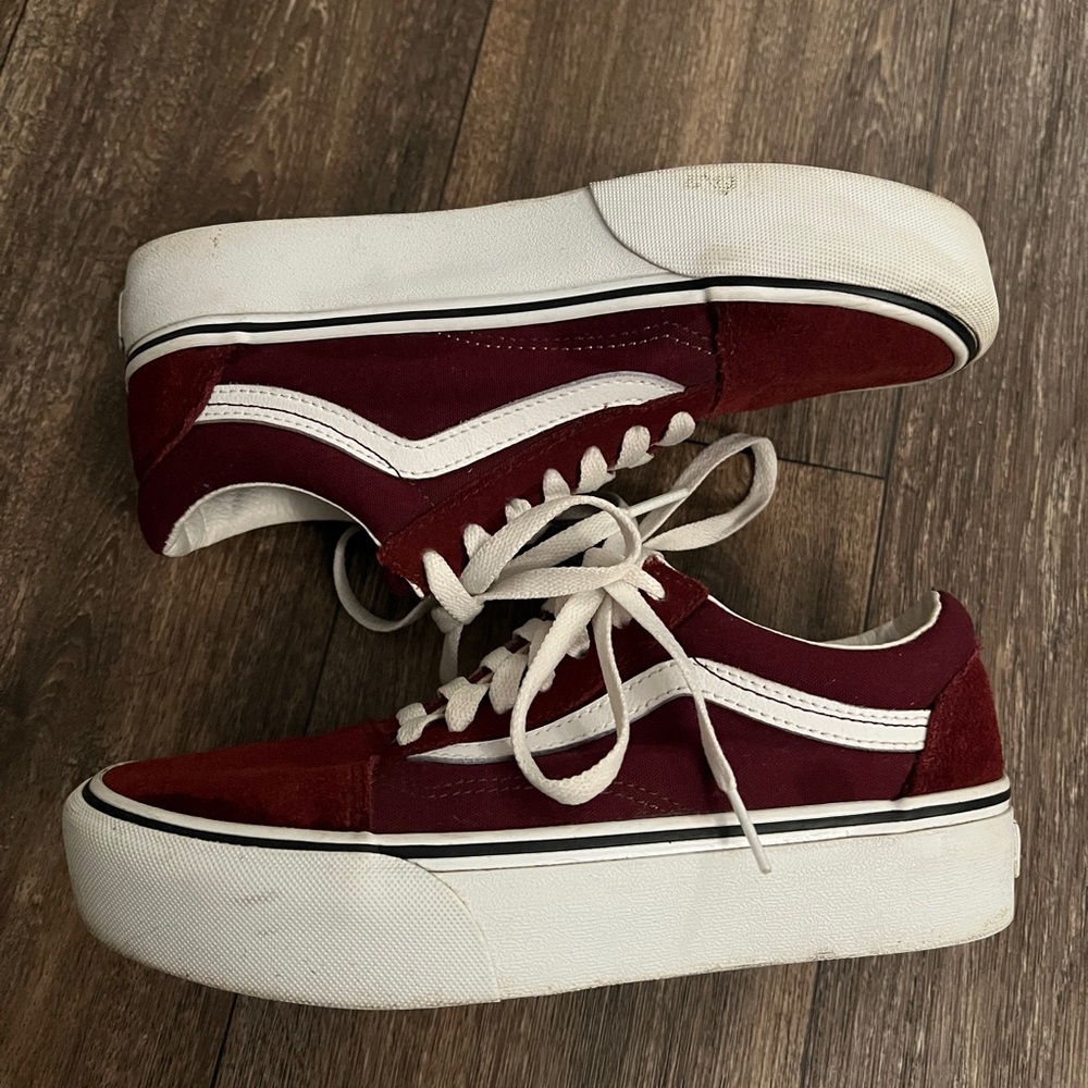 Vans - Picture 2 of 6
